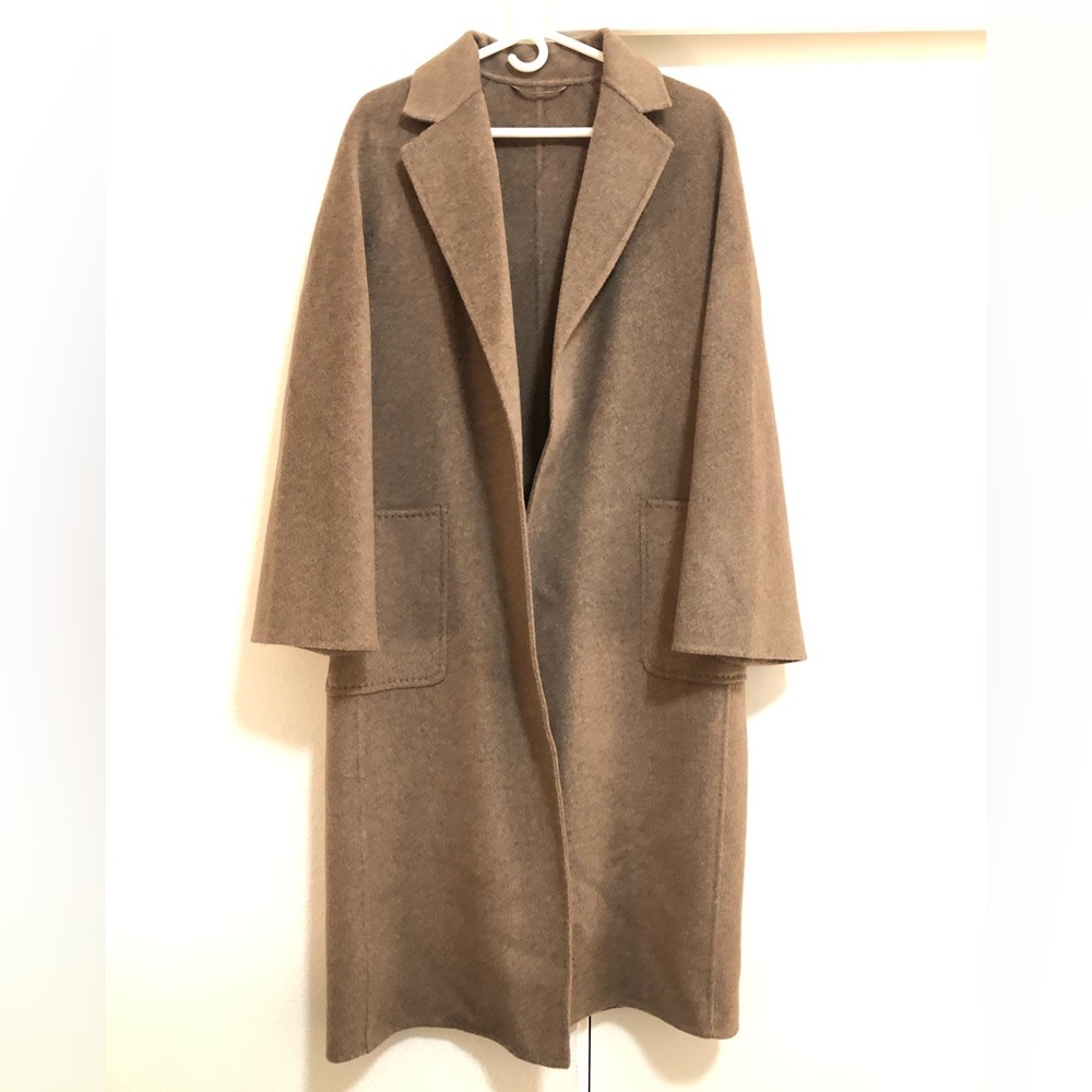Elegant Brown Women's Coat - Picture 2 of 8